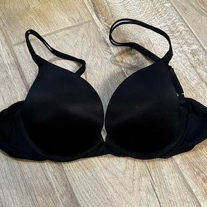 Victoria’s Secret very sexy push up bra